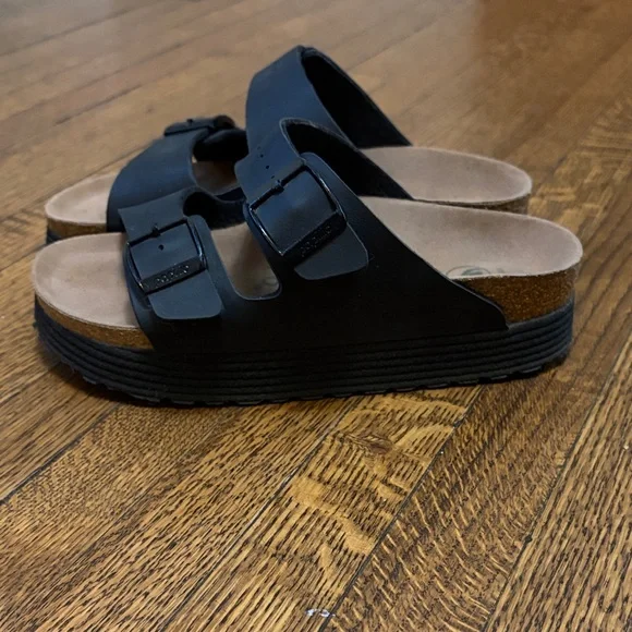 Birkenstock Papillio Platform Arizona Vegan Black Sandals - Picture 2 of 6